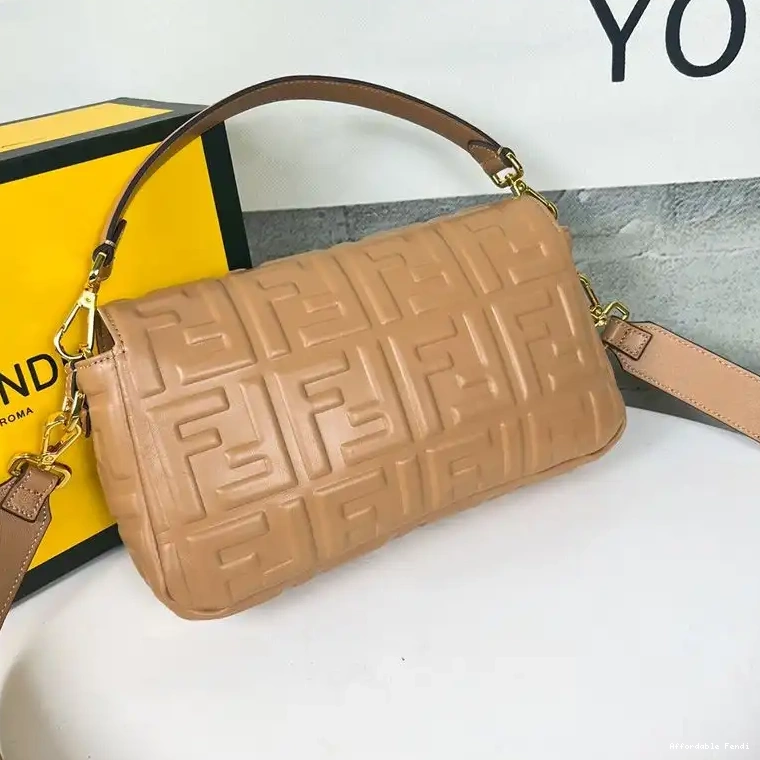 Cheap Affordable Bag Nappa Medium In Fendi Brown Leather Motif FF Baguette 0424